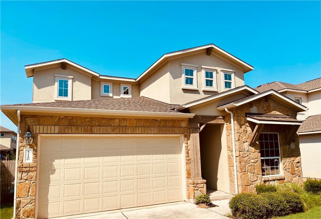 Foto principal - 5120 Rain Lily Dr