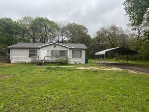 Building Photo - 17186 Countrywood