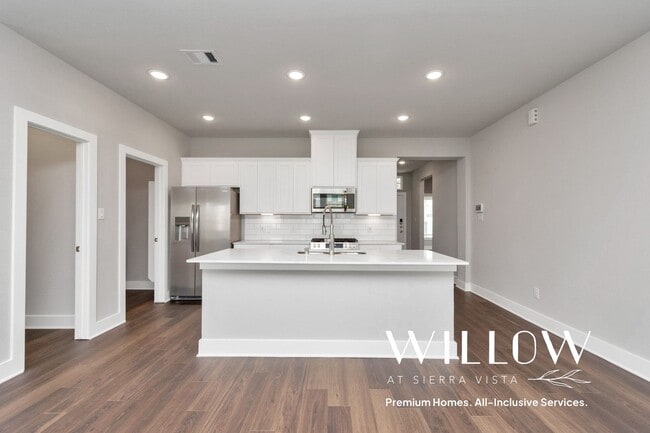 Building Photo - The Maple - Exceptional Lifestyle