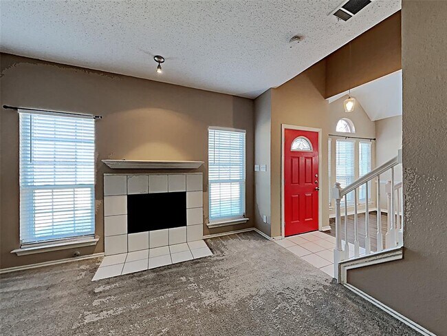 Building Photo - 1360 Creekview Dr
