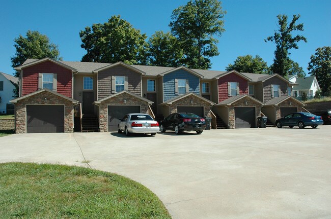 Foto del edificio - 1714 Thistlewood Dr