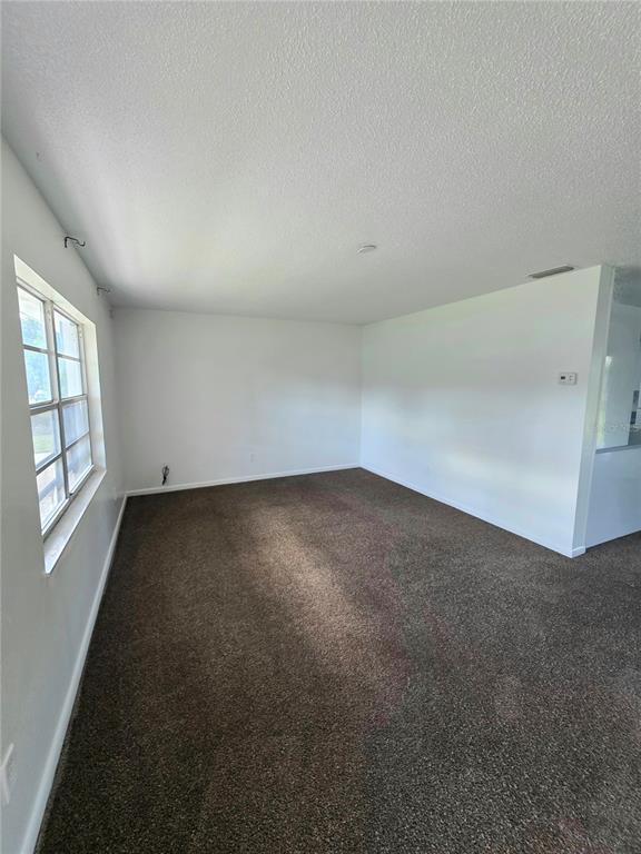 Foto del edificio - 5701 SE 4th St