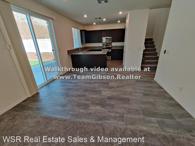 Foto del edificio - 4 br, 3 bath House - 6491 Canyonlands Dr.