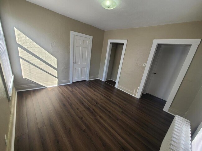 Building Photo - 1023 Brusselles Street