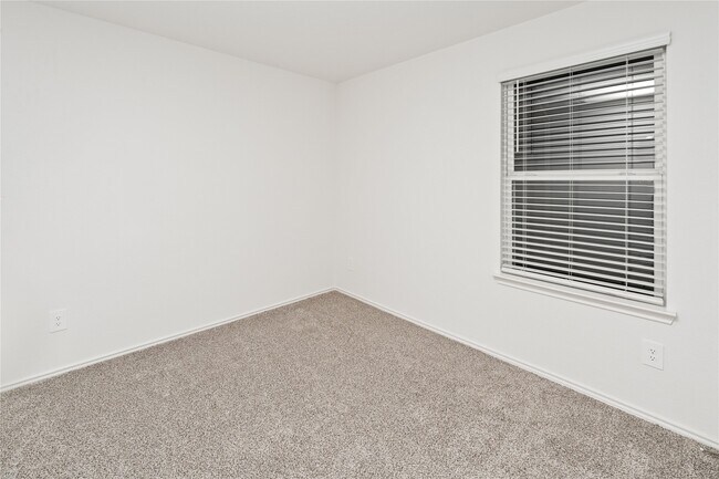 Foto del edificio - 4227 Bedwyn Bay Dr