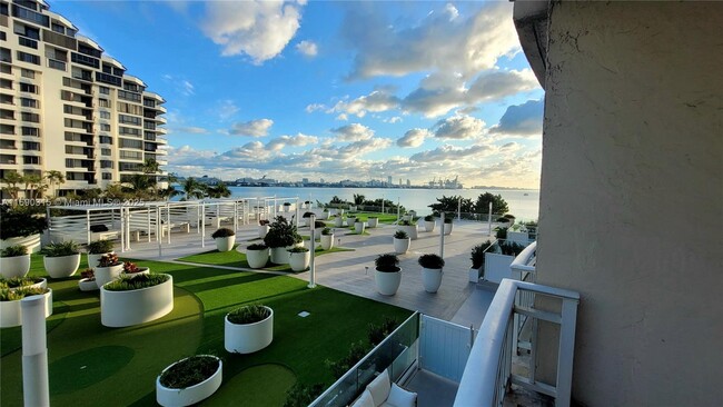 Foto del edificio - 770 Claughton Island Dr