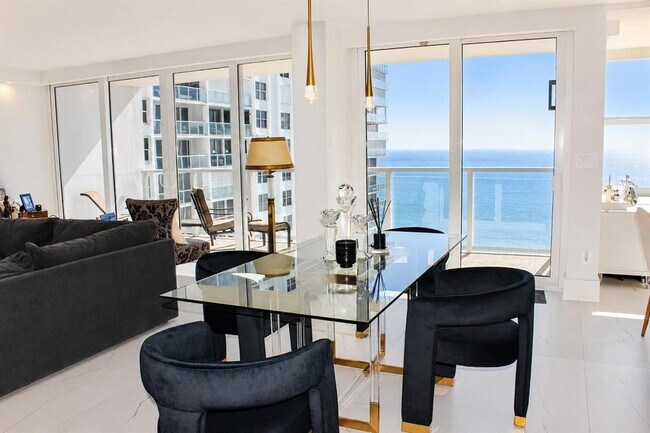 Foto del edificio - 4300 N Ocean Blvd