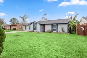 Building Photo - 4426 Brookfield Dr