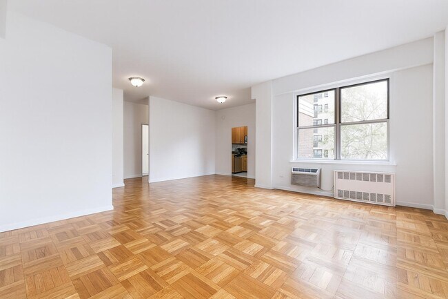 Building Photo - 66 Overlook Terrace