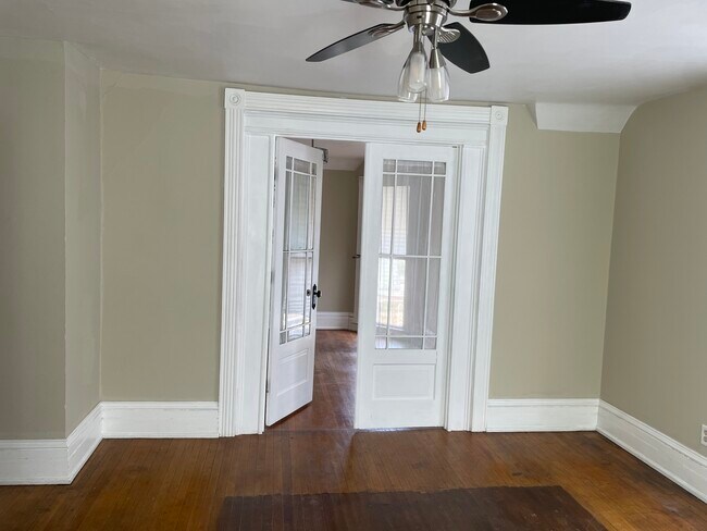 Foto del edificio - 2424 S Harrison St