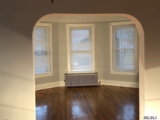 Building Photo - 64 Woolsey St