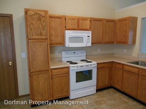Building Photo - 1210 Wolf Run Ct