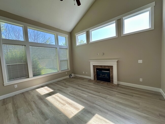 Building Photo - 1748 Winford Dr