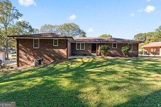 Building Photo - 6418 Briarwood Ct