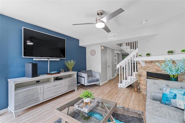 Foto del edificio - 2304 Fletchers Point Cir