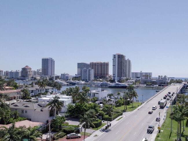 Building Photo - 2500 E Las Olas Blvd