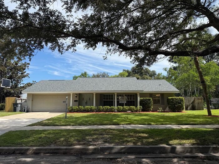 4/3 WINTER PARK POOL HOME WITH WINTER PARK SCHOOLS! (Orange County Winter Park Schools) - 4/3 WINTER PARK POOL HOME WITH WINTER PARK SCHOOLS! (Orange County Winter Park Schools)