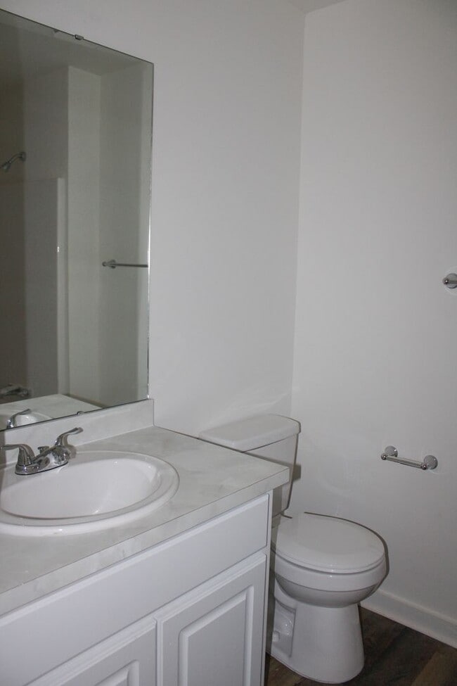 Building Photo - 2825 Lancaster Rd NW