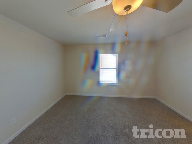 Building Photo - 130 Avondale Blvd SE