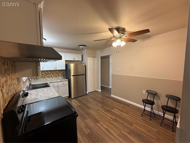 Foto del edificio - 3335 Ipswich Ln