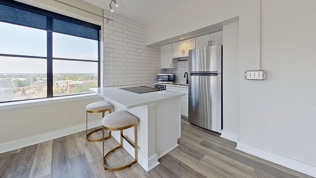 Renovated Unit in an excellent location!! - Renovated Unit in an excellent location!! Apartment