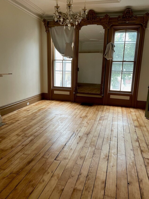 Primary Photo - 132 Grand Street, Unit First Floor