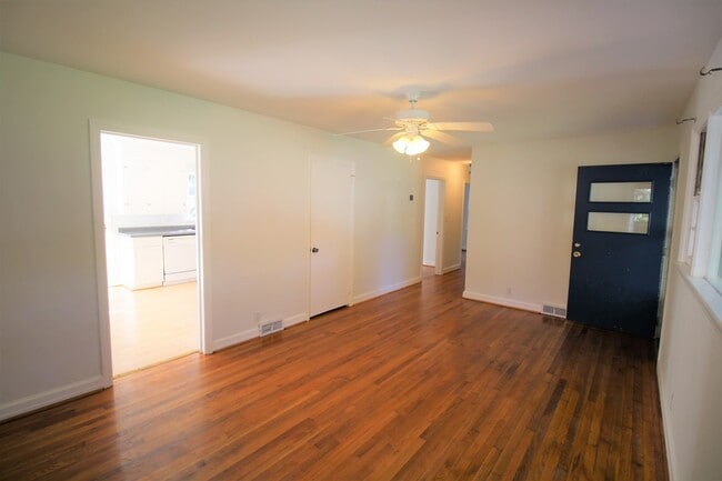 Building Photo - Black Mountain Bungalow minutes from Lake Tomahawk!