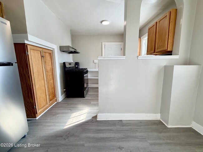 Foto del edificio - 729 S 39th St