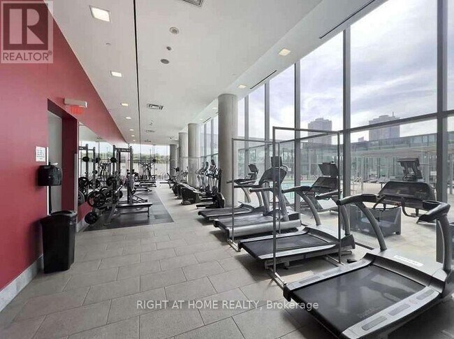 Building Photo - 103 The Queensway