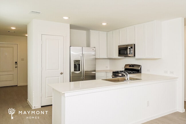 Building Photo - 10204 Bridgton Mill