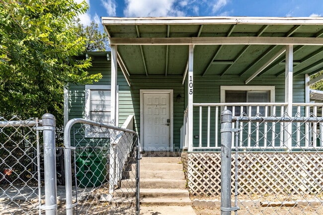 Building Photo - 105 Dewitt St