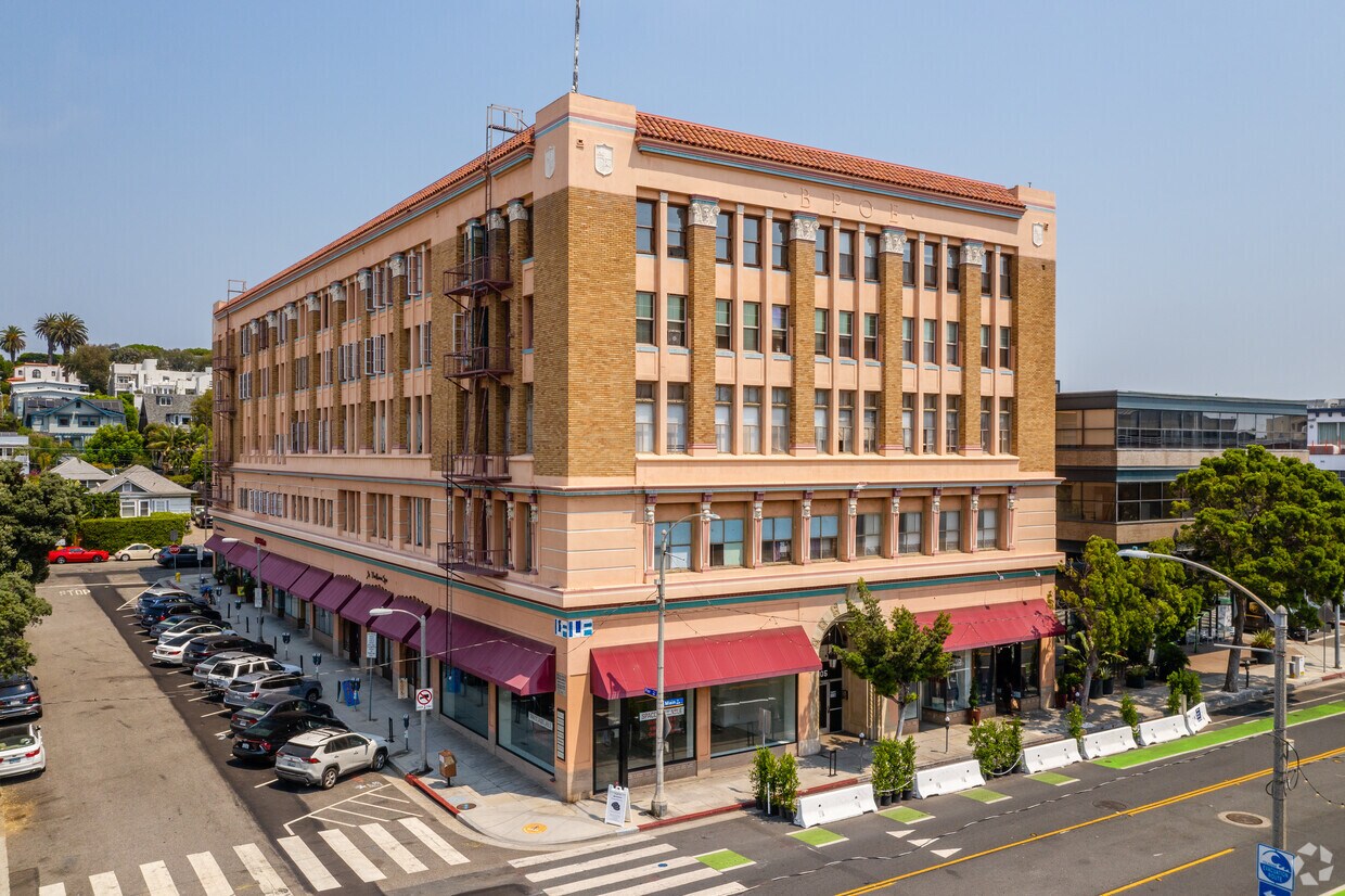 Foto principal - 3001-3013 Main St