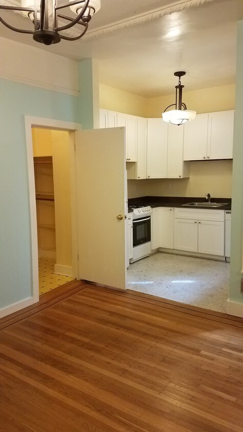 Foto principal - 1200 Pine St