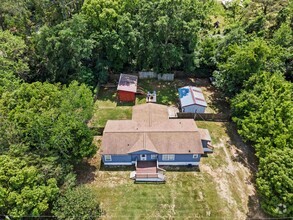 Building Photo - 4979 Moore Pond Rd