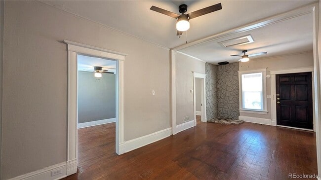 Building Photo - 1016 W Cucharras St