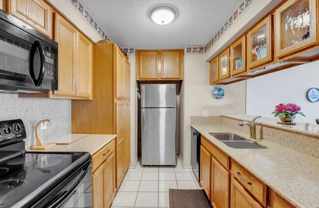 Foto del edificio - 604 Highcrest Dr