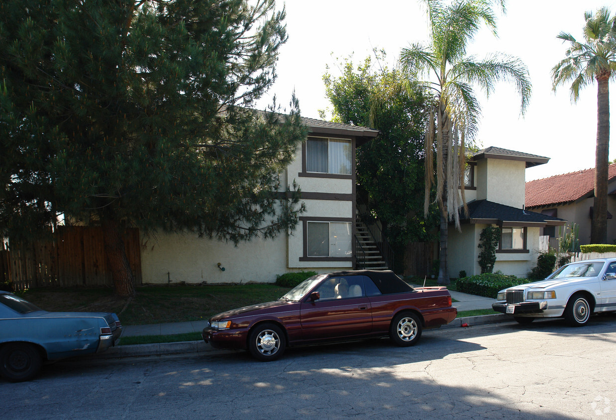 Building Photo - 121 Stedman Pl