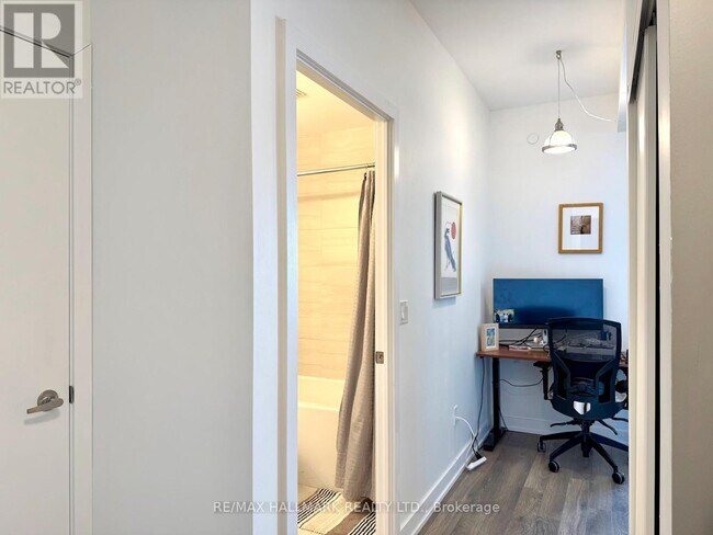 Photo du bâtiment - 630 Greenwood Ave