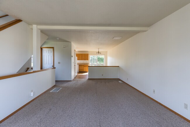 Building Photo - 280 N 16th St
