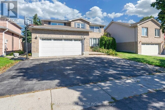 Building Photo - 955 Snowbird St