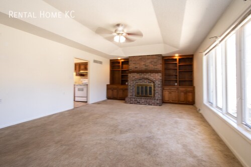 Foto del edificio - Ranch style duplex + big unfinished bsmt #...