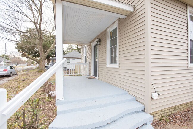 Building Photo - Beautiful 3-bedroom family rental home in ...