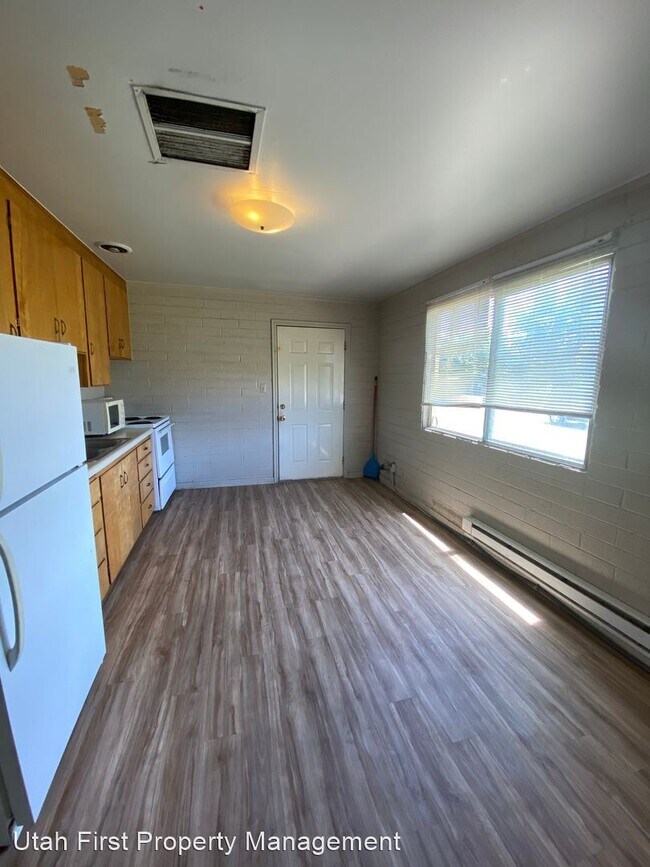 Foto del edificio - 1 br, 1 bath House - 198 W. 300 S. #4