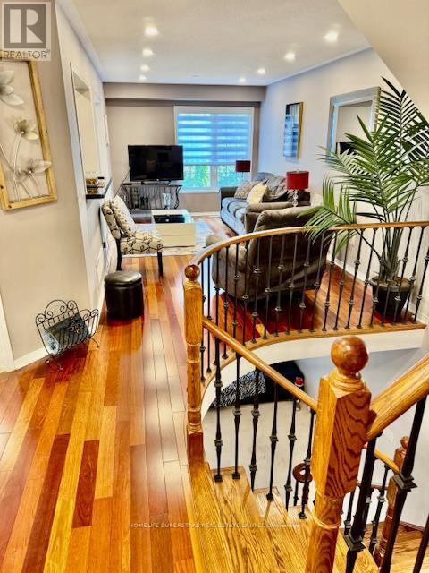 Photo du bâtiment - 3374 Angel Pass Dr