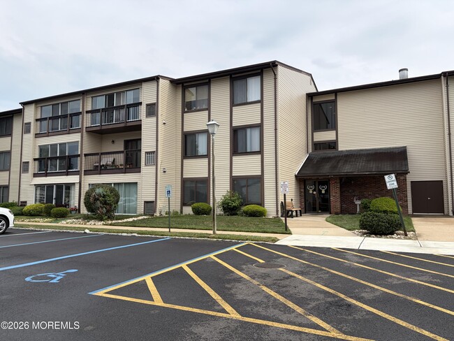 Building Photo - 278 Crosse Dr