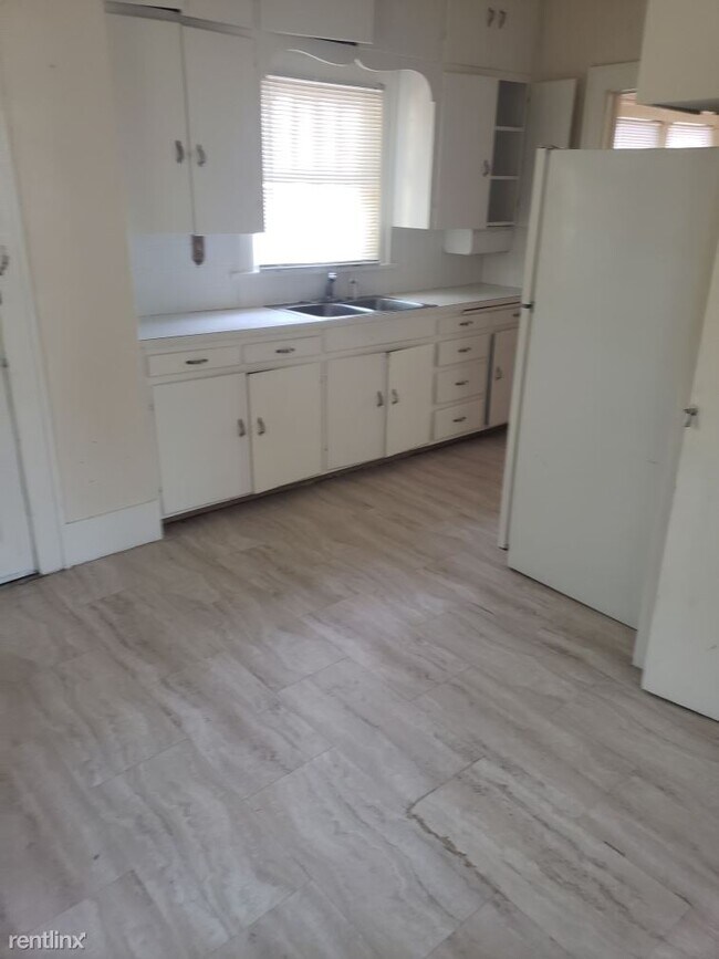 Foto del edificio - 2 br, 1 bath House - 342 N Spruce St House