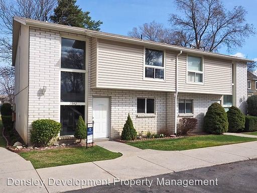 Primary Photo - 7942 S Harvel Dr