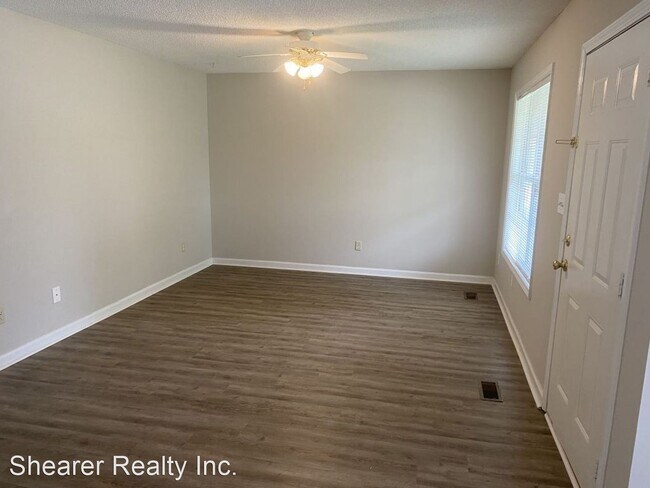Building Photo - 3 br, 2 bath House - 1086 Piney Church Road