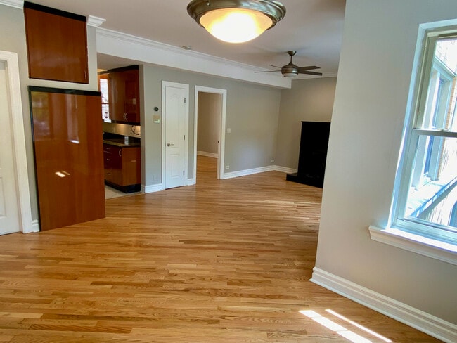 Building Photo - 2133 N Kedzie Blvd