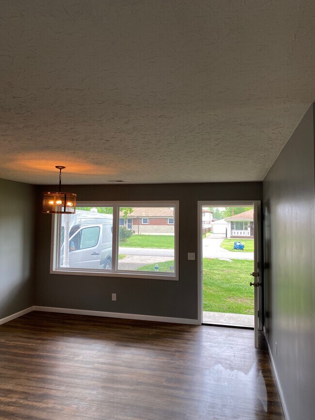 Living Room - 9708 Thor Ave